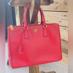 Prada Saffiano Leather bag